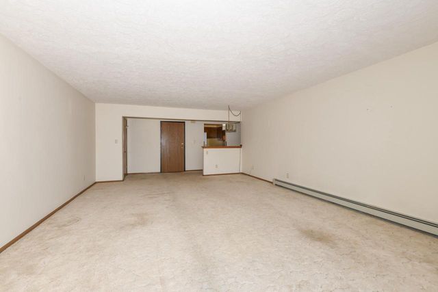 8374 S Tuckaway Shores DRIVE, Franklin, WI 53132