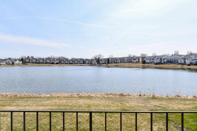 8374 S Tuckaway Shores DRIVE, Franklin, WI 53132