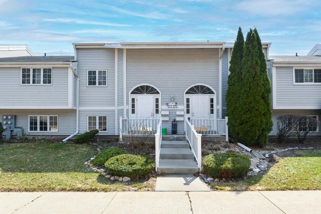 8374 S Tuckaway Shores DRIVE, Franklin, WI 53132