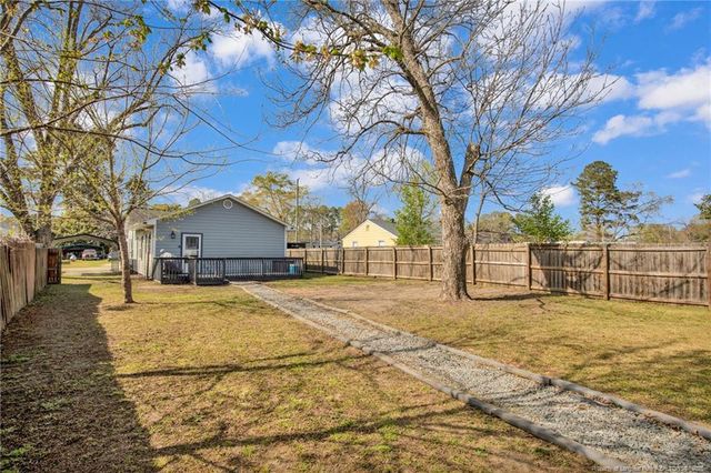 191 S Green Street, Parkton, NC 28371