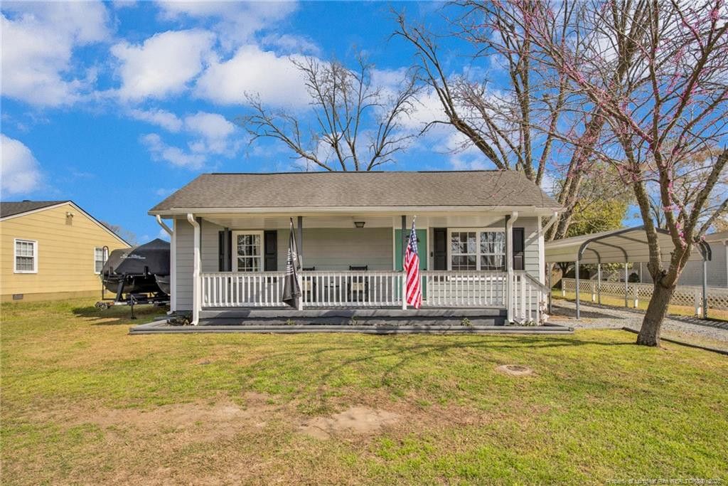 191 S Green Street, Parkton, NC 28371