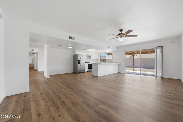 1643 E IMPALA Avenue, Mesa, AZ 85204