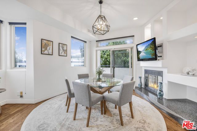 8507 Franklin Avenue, Los Angeles, CA 90069