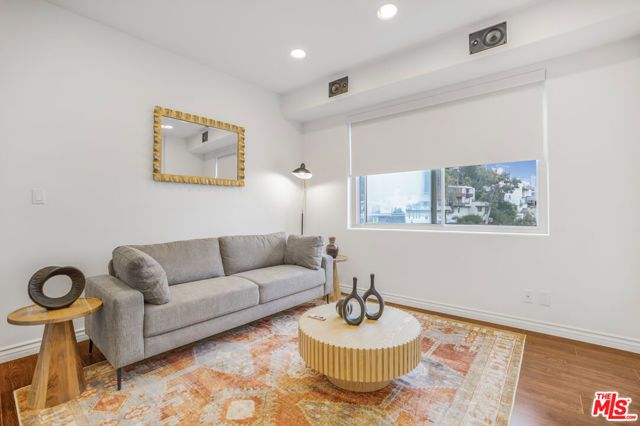 8507 Franklin Avenue, Los Angeles, CA 90069