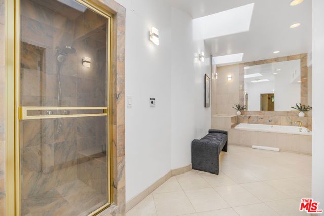 8507 Franklin Avenue, Los Angeles, CA 90069