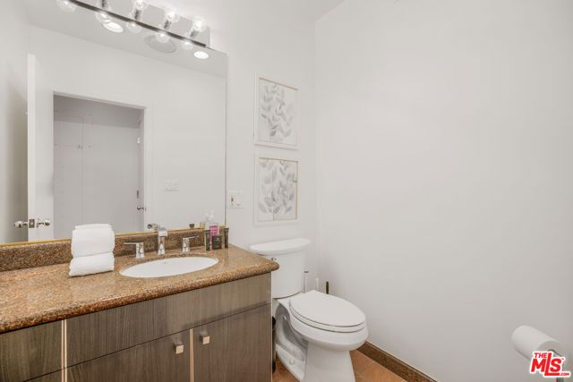 8507 Franklin Avenue, Los Angeles, CA 90069