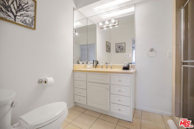 8507 Franklin Avenue, Los Angeles, CA 90069