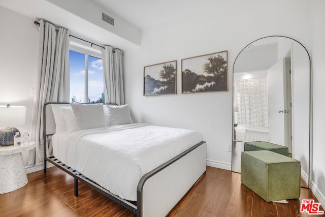 8507 Franklin Avenue, Los Angeles, CA 90069