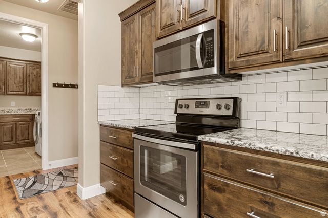 1114 N VIA DEL SOL, Washington, UT 84780