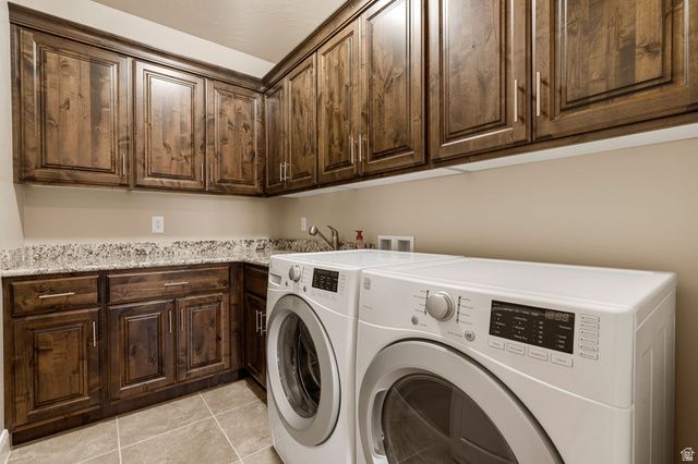 1114 N VIA DEL SOL, Washington, UT 84780