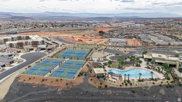 1114 N VIA DEL SOL, Washington, UT 84780