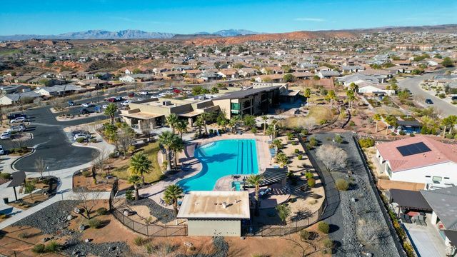 1114 N VIA DEL SOL, Washington, UT 84780