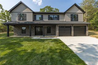 943 Stone Gate Drive, De Soto, MO 63020
