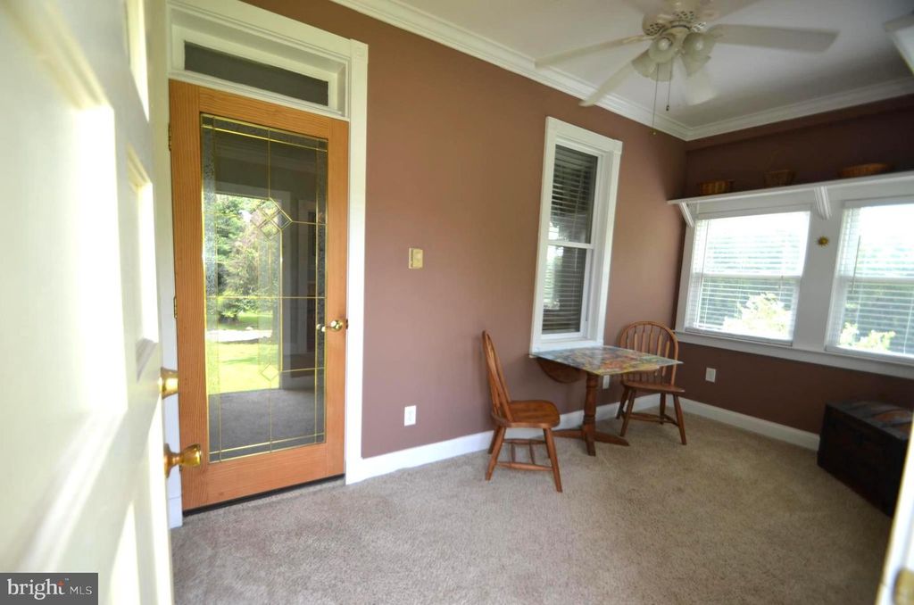 6208 OAKLAND MILLS RD, Sykesville, MD 21784