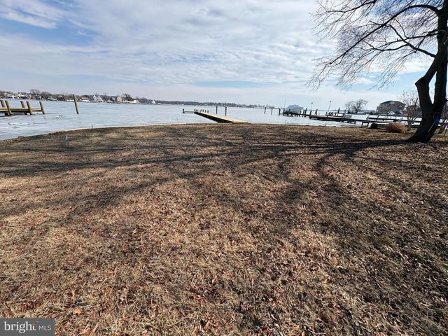 1105 CHESTER RD, Baltimore, MD 21220