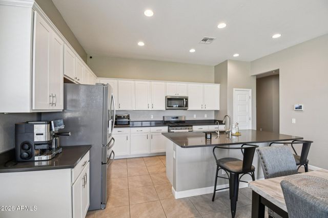 22800 N BOLIVIA Street, Maricopa, AZ 85138