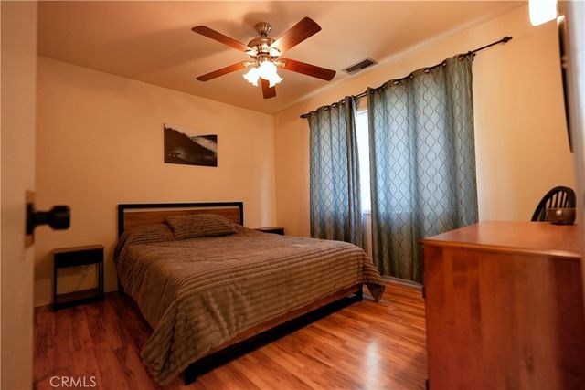 23755 Zuger, Crestline, CA 92325