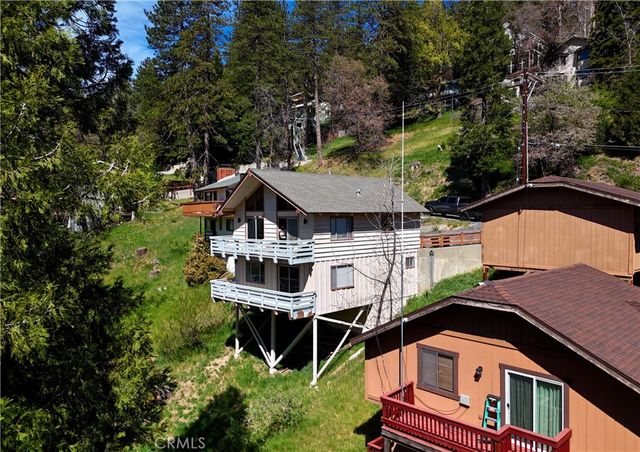 23755 Zuger, Crestline, CA 92325
