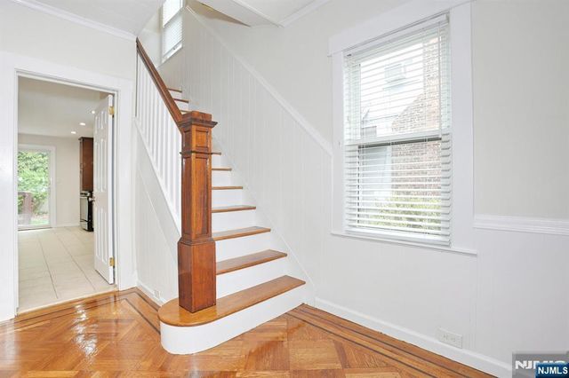 131 Highwood Avenue, Leonia, NJ 07605