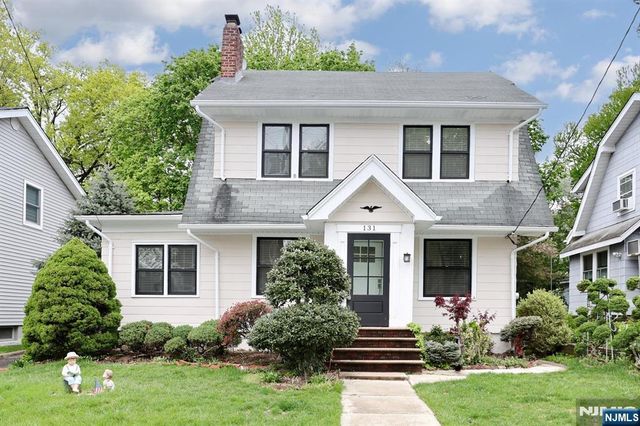 131 Highwood Avenue, Leonia, NJ 07605
