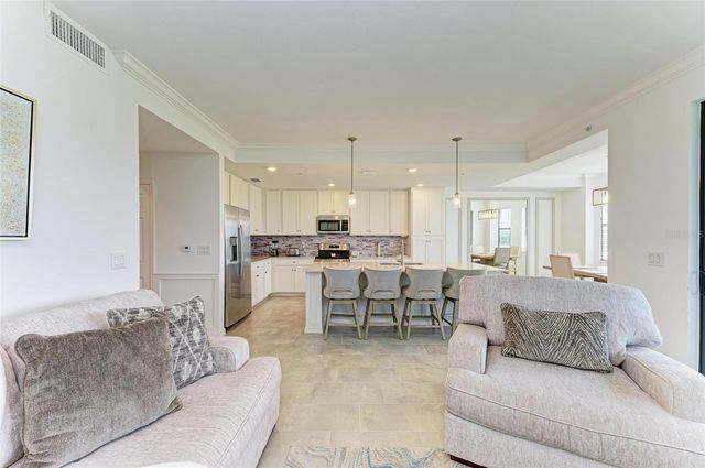 18114 GAWTHROP DRIVE 306, Bradenton, FL 34211