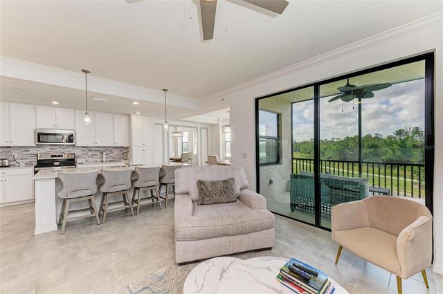 18114 GAWTHROP DRIVE 306, Bradenton, FL 34211