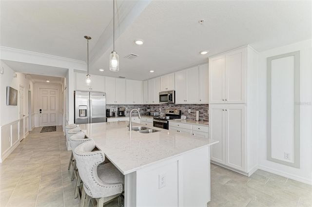 18114 GAWTHROP DRIVE 306, Bradenton, FL 34211