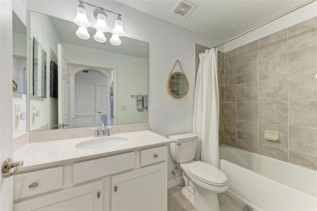 18114 GAWTHROP DRIVE 306, Bradenton, FL 34211