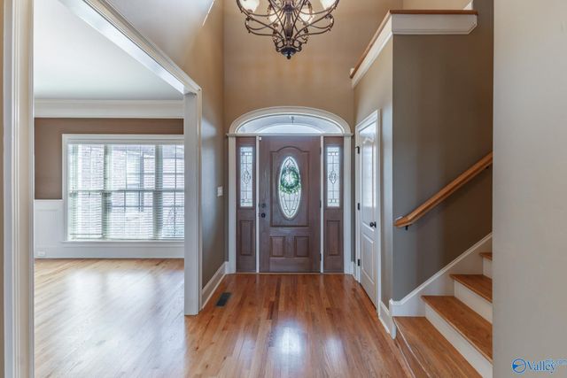 262 Twin Lakes Drive, New Market, AL 35761