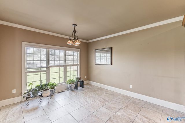 262 Twin Lakes Drive, New Market, AL 35761