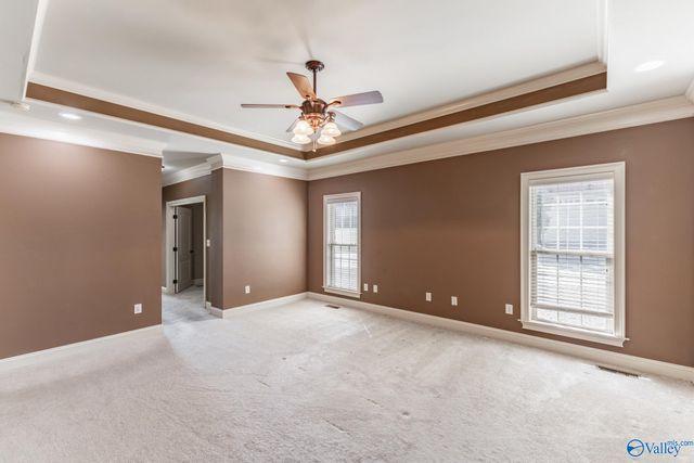 262 Twin Lakes Drive, New Market, AL 35761