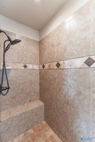 262 Twin Lakes Drive, New Market, AL 35761