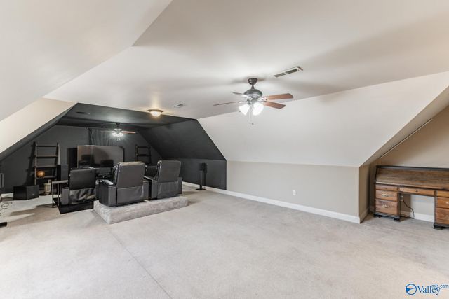 262 Twin Lakes Drive, New Market, AL 35761