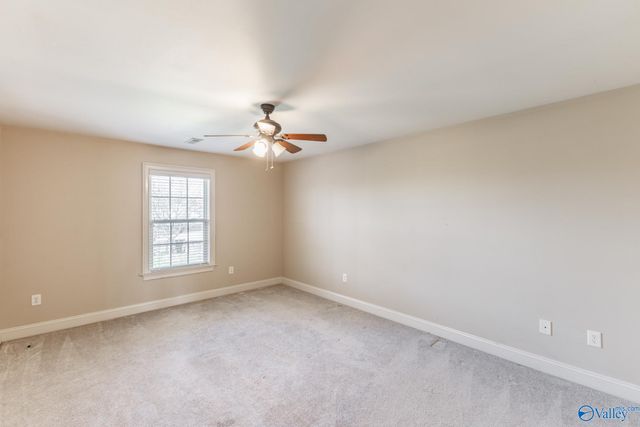 262 Twin Lakes Drive, New Market, AL 35761