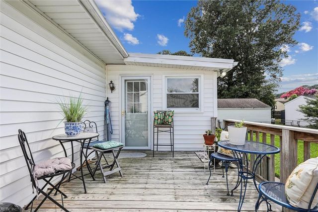 609 Woodfin RD, Newport News, VA 23605