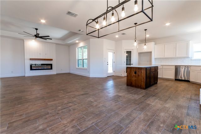 8505 James Herring's Way, Killeen, TX 76542