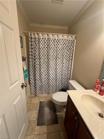 1542 Finwick Drive, Pfafftown, NC 27040