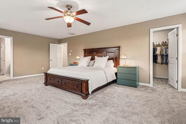 30 HICKORY VALLEY DR, Gilbertsville, PA 19525