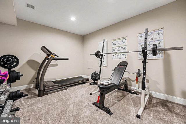 30 HICKORY VALLEY DR, Gilbertsville, PA 19525