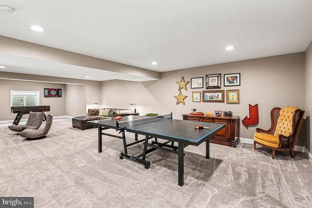 30 HICKORY VALLEY DR, Gilbertsville, PA 19525