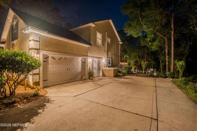 1795 COLONIAL Drive, Green Cove Springs, FL 32043