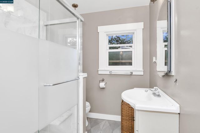 2437 Alhambra ave, Martinez, CA 94553