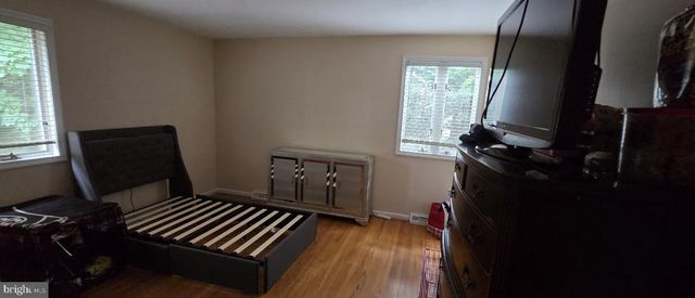 8200 CADWALADER AVE, Elkins Park, PA 19027