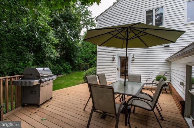 8200 CADWALADER AVE, Elkins Park, PA 19027