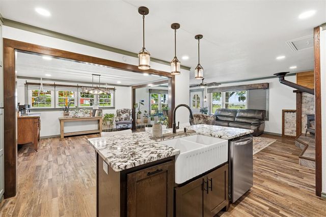 100657 S 3340 Road, Harrah, OK 73045