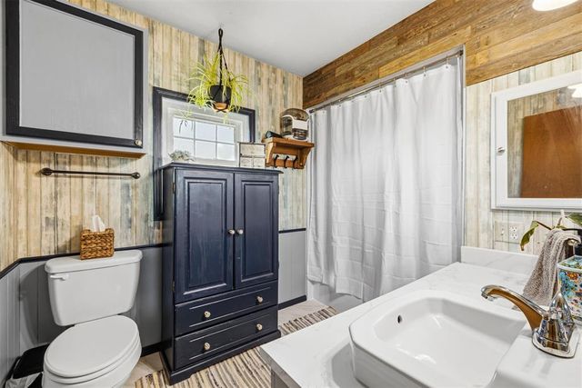 100657 S 3340 Road, Harrah, OK 73045