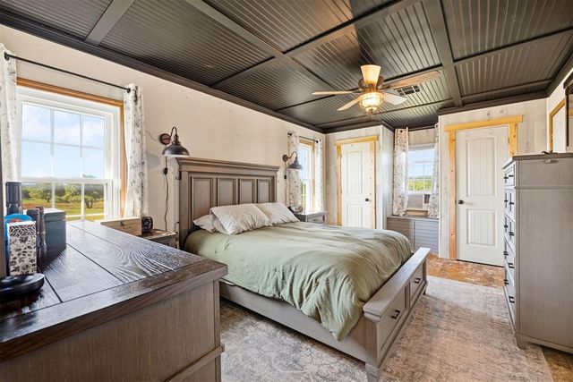 100657 S 3340 Road, Harrah, OK 73045