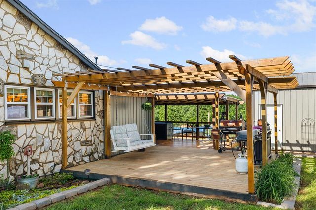 100657 S 3340 Road, Harrah, OK 73045