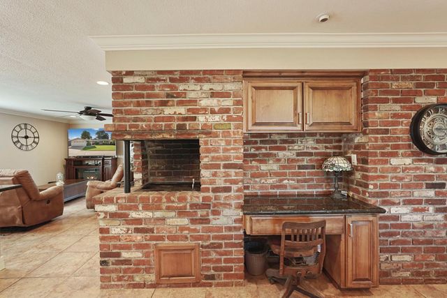 1131 Green Oaks Way, Lodi, CA 95240