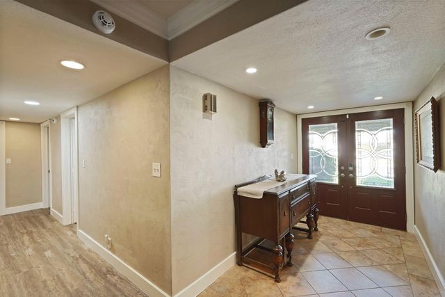 1131 Green Oaks Way, Lodi, CA 95240